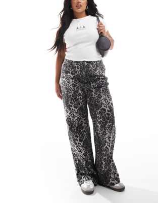 Yours straight leg leopard print jeans in gray Yours