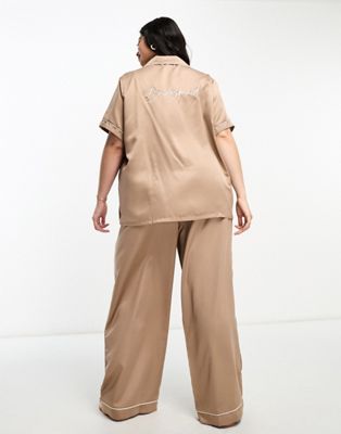 Атласная рубашка и брюки с короткими рукавами и воротником-стойкой для подружек невесты Loungeable Curve Loungeable