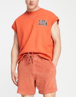 Короткое полотенце New Look ярко-оранжевого цвета — часть комплекта. New Look