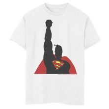 Футболка DC Fandom Superman In Flight с графическим силуэтом для мальчиков 8–20 лет DC Comics