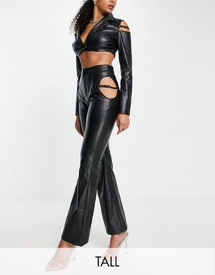 Черные кожаные расклешенные брюки Simmi Tall с вырезами - часть комплекта Simmi Clothing