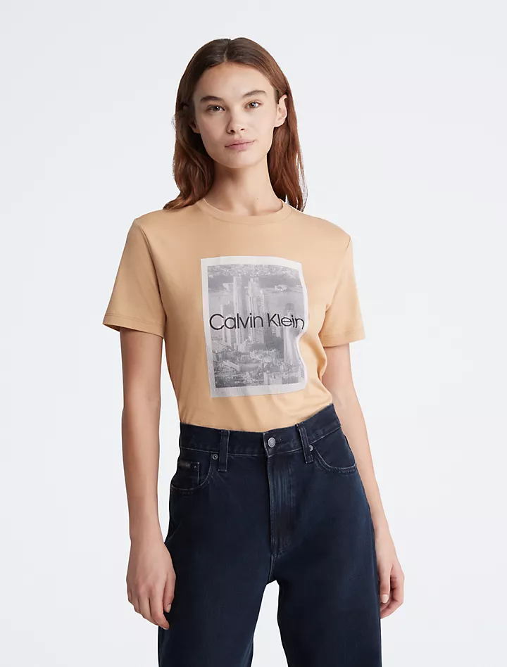 Мужская хлопковая футболка City Graphic Crewneck от Calvin Klein Calvin Klein