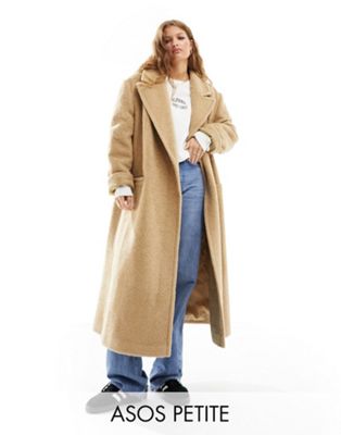 Женское пальто с широкими плечами в камель букле ASOS Petite ASOS Petite