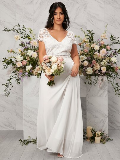 SHEIN размера плюс Свадебное платье с кружевной вставкой с v-образной спиной макси из шифона SHEIN