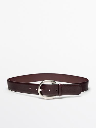 Leather belt with oval buckle Massimo Dutti