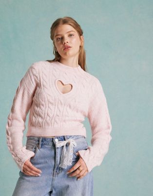 Нежно-розовый свитер вязанной вязки с вырезами в виде сердечек Miss Selfridge Miss Selfridge