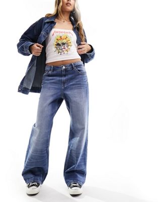 Широкие джинсы винтажного средне-синего оттенка от Bershka для женщин Bershka