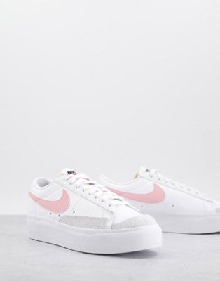  Женские кроссовки Nike Blazer Low Platform белого и розового цвета Nike