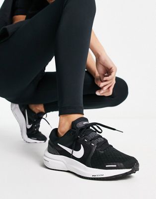 Женские кроссовки для бега Nike Air Zoom Vomero 16 в черно-белом цвете Nike