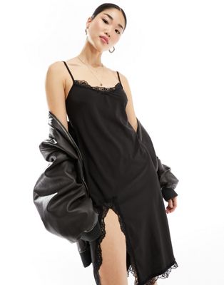 Черное платье-комбинация миди Weekday Effy с кружевными деталями и разрезом по бокам Weekday