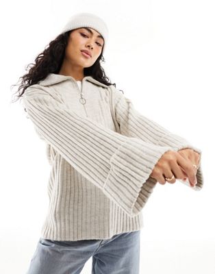 Светло-бежевый свитер на молнии с высоким воротником и высоким воротником Pieces Pieces