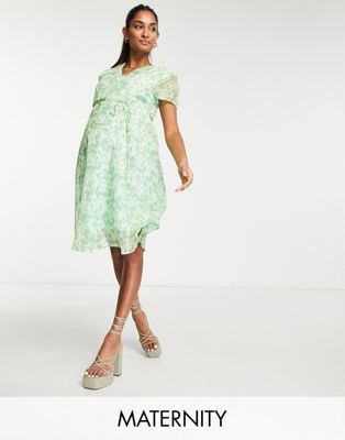 Glamorous Bloom short sleeve mini wrap tea dress in apple ditsy floral Glamorous Bloom