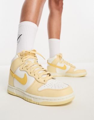 Бело-золотые кроссовки Nike Dunk High Nike