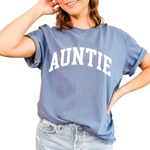 Auntie T-Shirt for Women, Pregnancy Reveal to Aunt, 100% Cotton Premium Quality Retro Look Oversized Graphic Tee Gift for Her Tee Territory