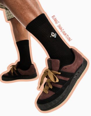 Черные спортивные носки с вышивкой в виде пончиков ASOS DESIGN ASOS DESIGN
