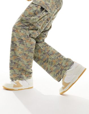 Мужские кроссовки Nike Dunk Low SE в белом и каменном цветах Nike
