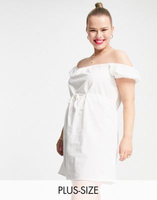 Белое платье с плиссированной юбкой и завязками на талии Missguided Plus Missguided Plus