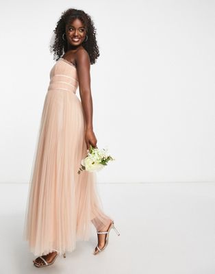 Платье макси с тюлевым лифом и желобками ASOS DESIGN Bridesmaids пыльно-розового цвета ASOS DESIGN