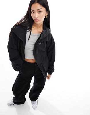 Легкая женская куртка Nike Trend в черном цвете Nike