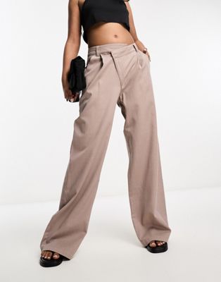 Серо-коричневые брюки с асимметричной талией ASOS DESIGN Dad ASOS DESIGN