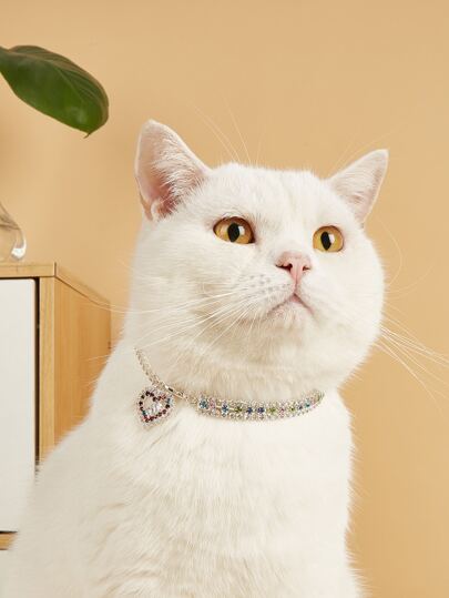 Ожерелье для домашних животных со стразами с сердечком SHEIN