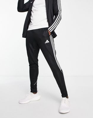 Купить Джоггеры Спортивные штаны adidas Football Tiro 23 черно-белые Adidas, цвет - черный, по цене 6 600 рублей в интернет-магазине Usmall.ru