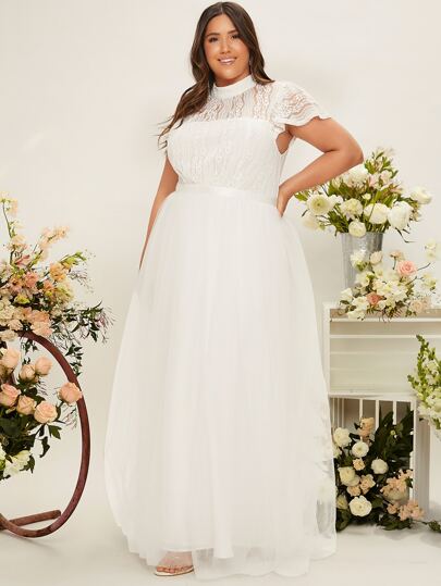 SHEIN размера плюс Свадебное платье с кружевной отделкой с воротником-стойкой с рукавами-бабочками сетчатый SHEIN