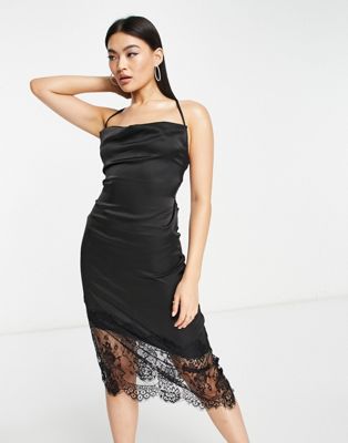 Черное атласное платье миди с кружевной отделкой Rare London Rare
