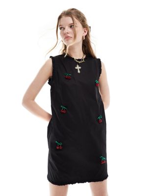 Черное платье мини с вишневым декором Sister Jane Sister jane