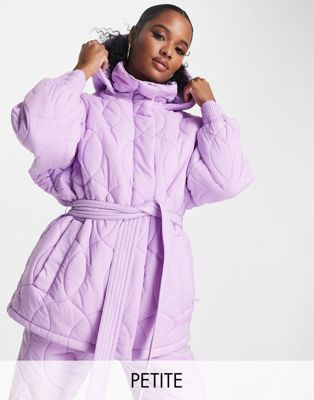Лыжная стеганая куртка с поясом ASOS 4505 Petite ASOS 4505