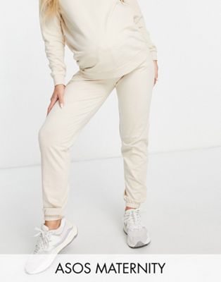 Узкие спортивные штаны из органической смеси ASOS DESIGN Maternity в нейтральном цвете ASOS Maternity