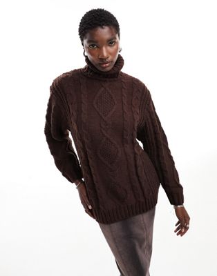 Темно-коричневый плотный вязаный свитер с высоким воротником Monki Monki