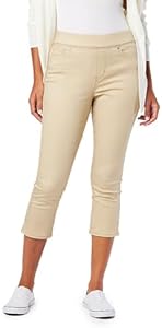 Levi Strauss Signature Gold Women's Totally Shaping Pull on Capri (Available in Plus Size) Levi Strauss Signature Gold