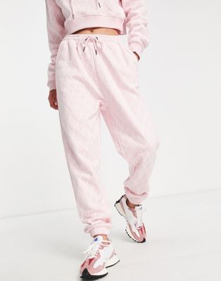 Розовые спортивные штаны с принтом Roadies - часть комплекта Roadies