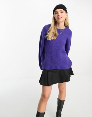 Ярко-фиолетовый вязаный свитер с круглым вырезом Monki Monki