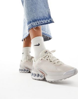 Бежево-серебристые кроссовки унисекс Nike Air Max DN Nike