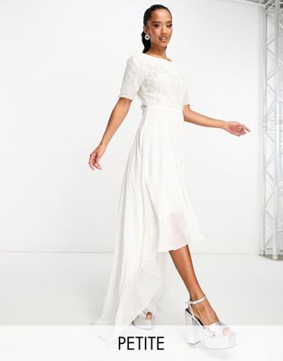 Украшенное платье 2 в 1 Beauut Petite Bridal цвета слоновой кости с высоким низким подолом Beauut