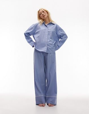 Пижамный комплект из хлопковой рубашки и брюк в полоску Topshop Petite синего цвета Topshop Petite