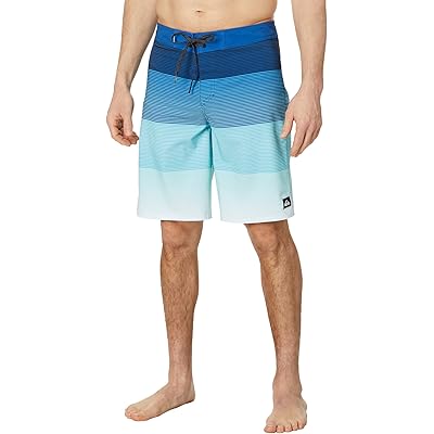 20" Surfsilk Massive Shorts Quiksilver