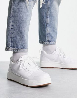 Белые массивные кроссовки на шнуровке Pull&Bear Pull&Bear