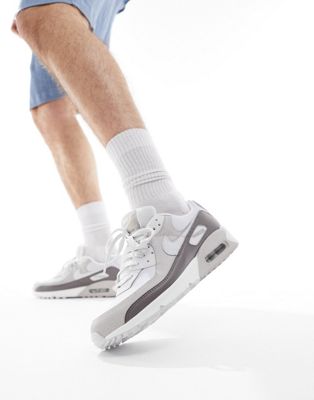 Бело-коричневые кроссовки Nike Air Max 90 Nike