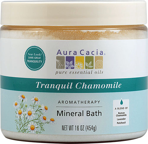 Минеральная ванна для ароматерапии Aura Cacia со спокойной ромашкой -- 16 унций Aura Cacia