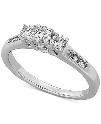 Обручальное кольцо с тремя бриллиантами (1/2 карата) из белого золота 585 пробы Macy's