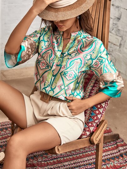 Блуза с геометрическим принтом SHEIN