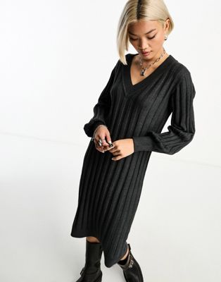 Темно-серое вязаное платье-свитер в рубчик с v-образным вырезом Object Object