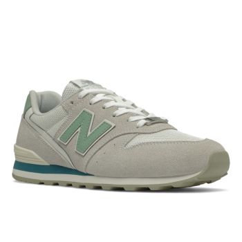 new balance women's 996 v2 sneaker