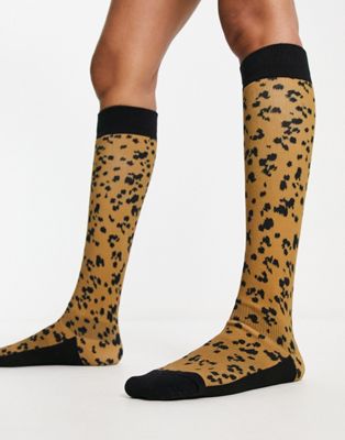 Коричневые носки для активного отдыха Protest Kahili с леопардовым принтом Protest