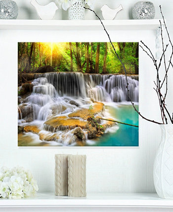 Металлическая настенная живопись с пейзажем "Wide View Of Erawan Waterfall" Designart - 20 "X 12" Design Art
