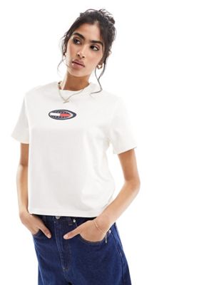 Tommy Jeans archive classic T-shirt in white Tommy Jeans