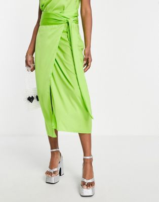 Атласная юбка миди с запахом Style Cheat зеленого лайма — часть комплекта Style Cheat